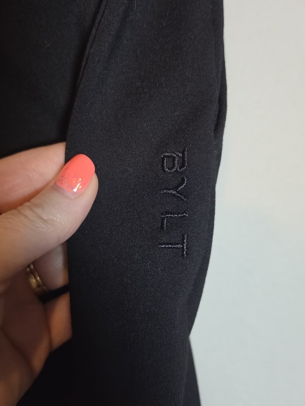 ​BYLT Basics Womens Everyday Pant Black Size M Stretch Athleisure Commuter Trave - Picture 7 of 11